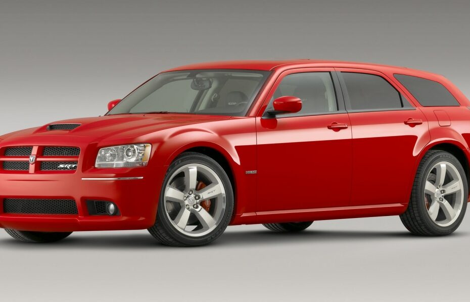 Future Classic | 2005-2008 Dodge Magnum - Autoblog