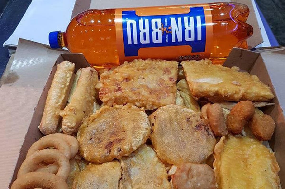 Scottish Chip Shop Selling Britain'S Most Unhealthy Takeaway | The  Independent | The Independent