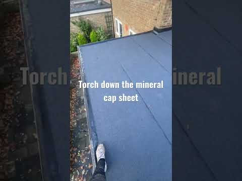 How we replace felt flat roofs step-by-step 🔨